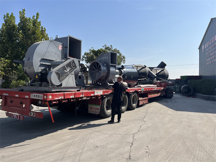 黑龍江客戶年產(chǎn)5萬噸顆粒有機肥生產(chǎn)線最后一車發(fā)貨