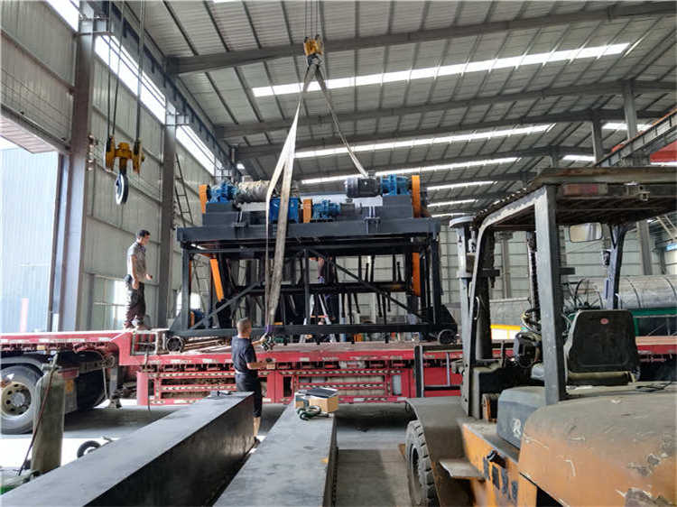 �l(f��)�͸����u�S�ЙC(j��)��Һ����ʽ�����C(j��)�l(f��)؛