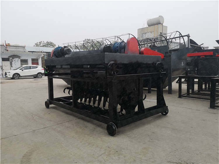 道軌式翻拋機、翻堆機,豬糞秸稈槽式翻拋機發(fā)酵設(shè)備