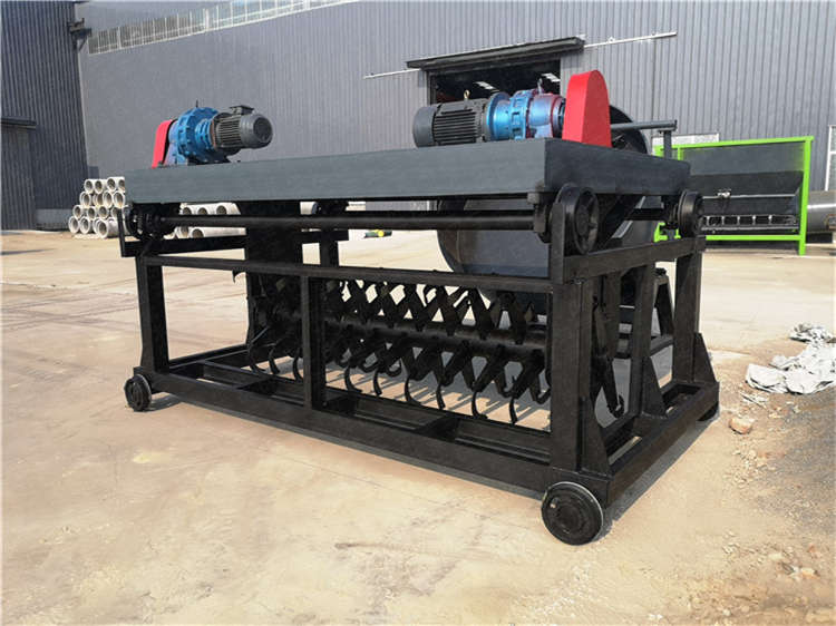 有機(jī)肥牛糞翻拋機(jī),發(fā)酵堆肥生產(chǎn)設(shè)備,豬糞槽式翻拋機(jī),環(huán)保肥料設(shè)備廠家