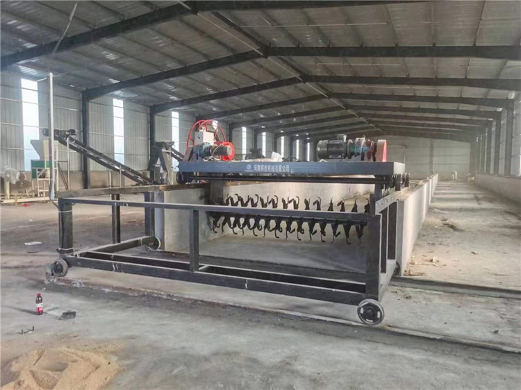 客戶年產(chǎn)1萬噸粉劑有機肥生產(chǎn)線安裝調(diào)試,帶料試機結(jié)束