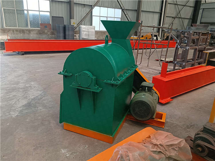 生產(chǎn)有機肥破碎加工設備廠家 興達半濕物料粉碎機 型號齊全 糞便發(fā)酵碎料機